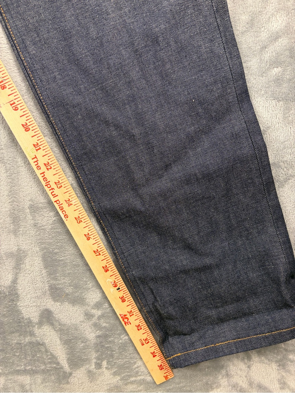 A.P.C. Men’s Indigo Straight-Leg Jeans - Picture 2 of 11